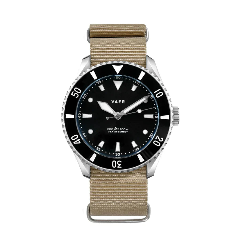 D4 Meridian - Black USA Solar 38mm